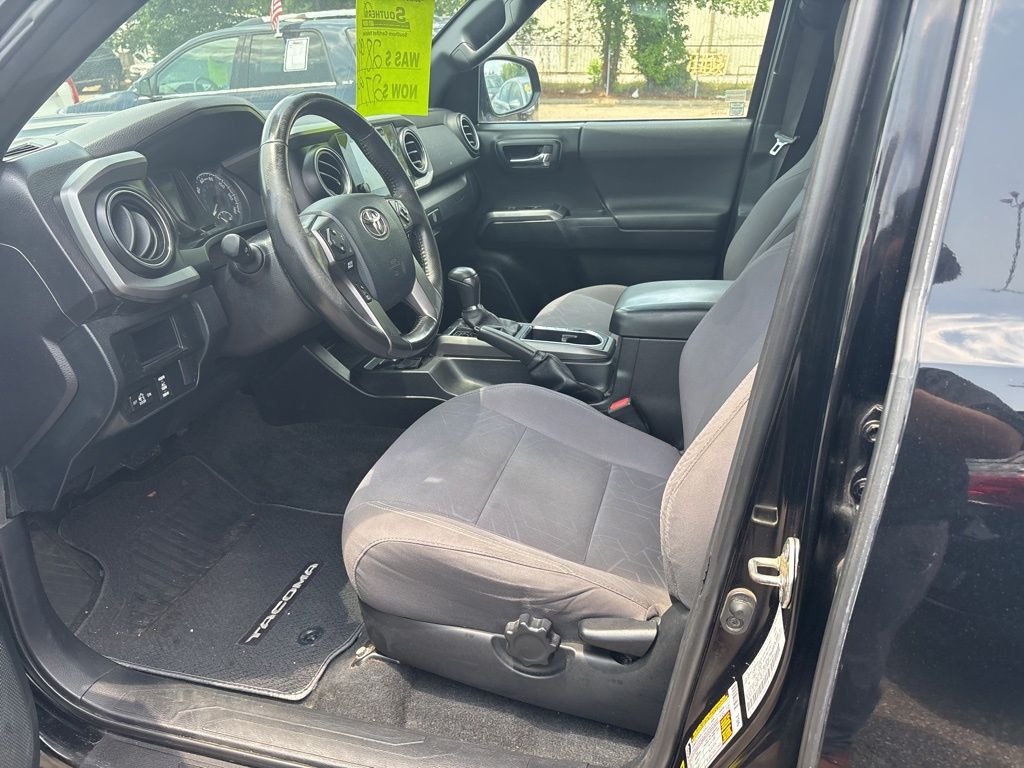 Vehicle image 19 of 19