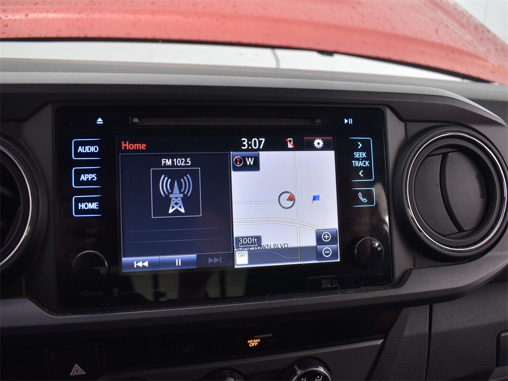 Vehicle image 44 of 52