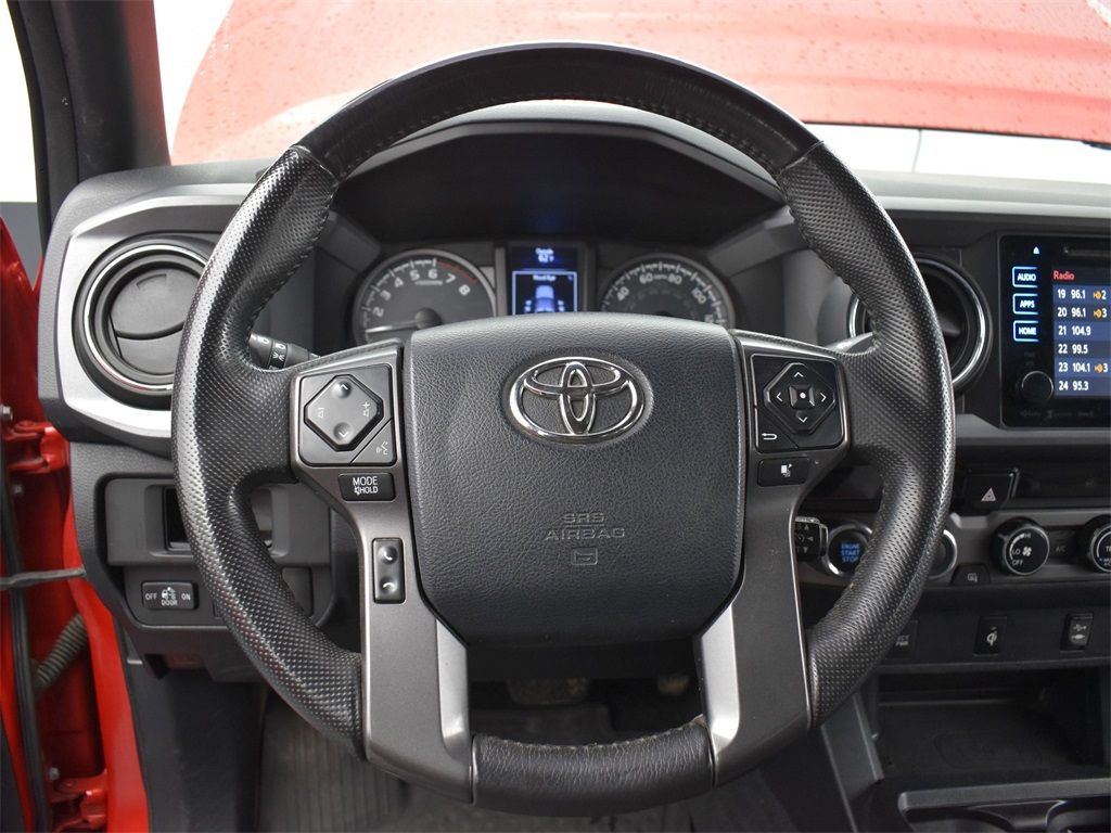 Vehicle image 49 of 52