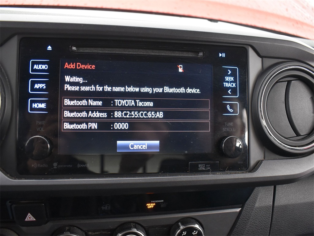 Vehicle image 46 of 52