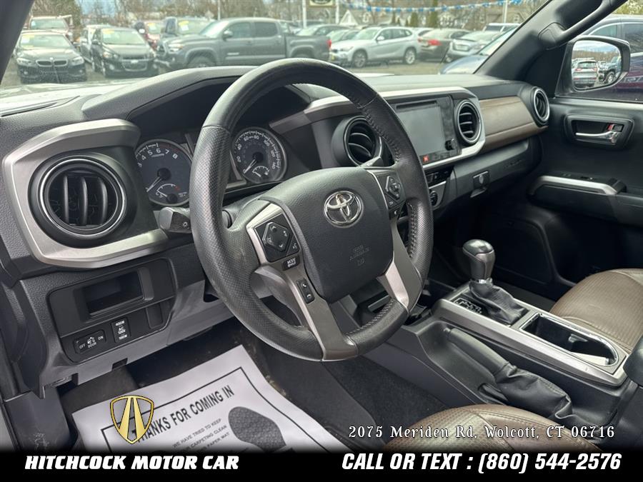 Vehicle image 27 of 48