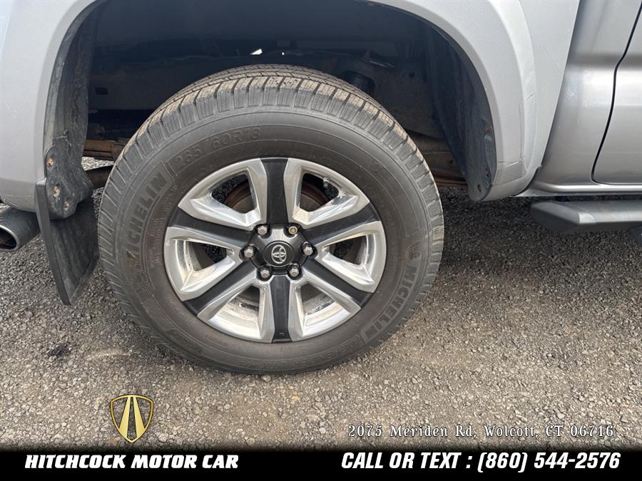 Vehicle image 24 of 48