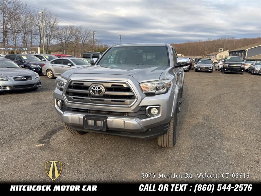 Vehicle image 4 of 48