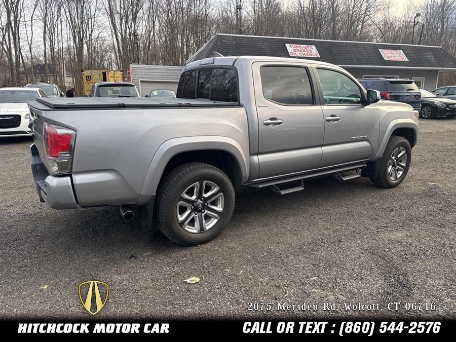 Vehicle image 16 of 48