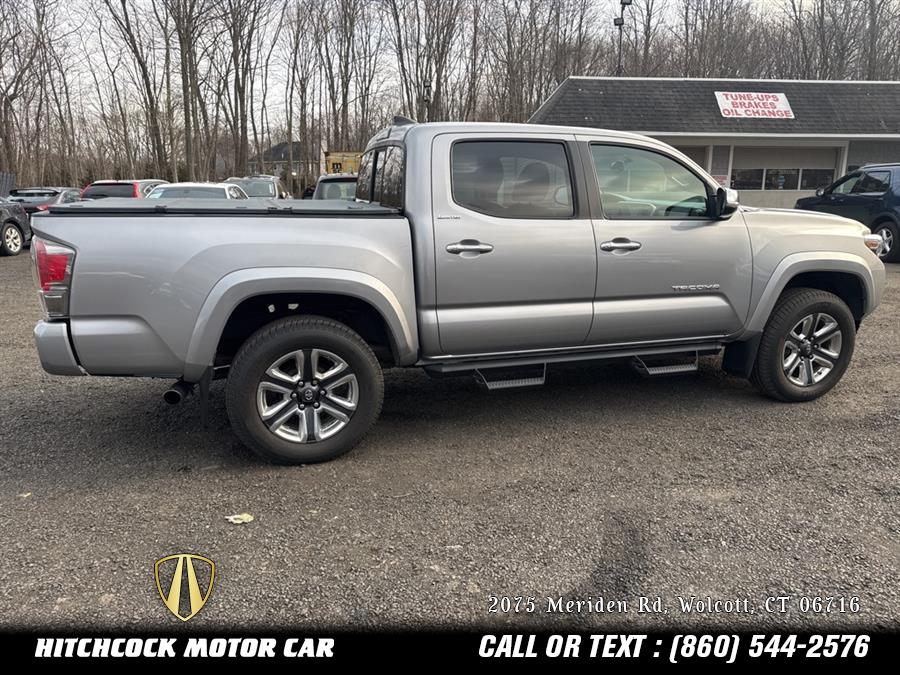 Vehicle image 13 of 48