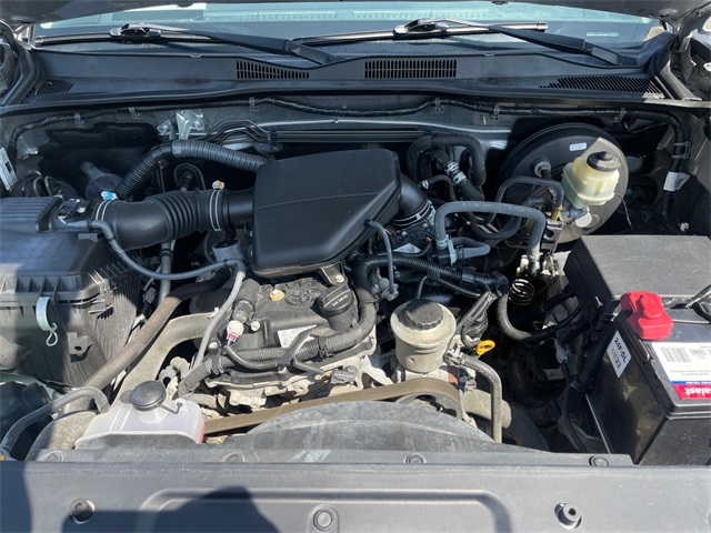 Vehicle image 22 of 37