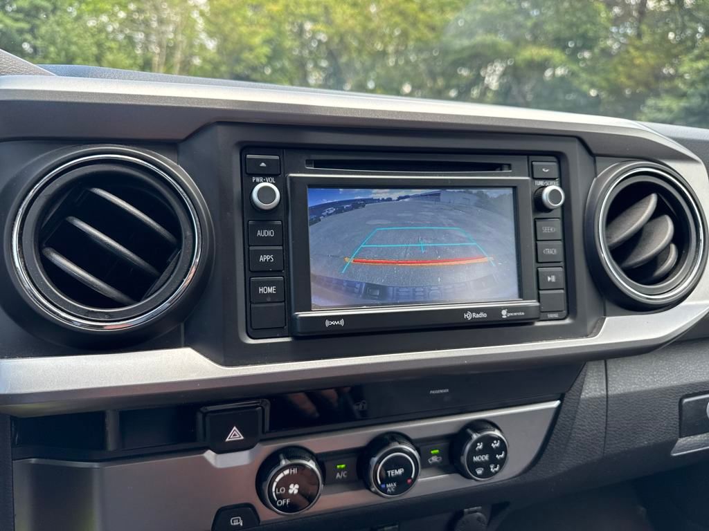 Vehicle image 20 of 36