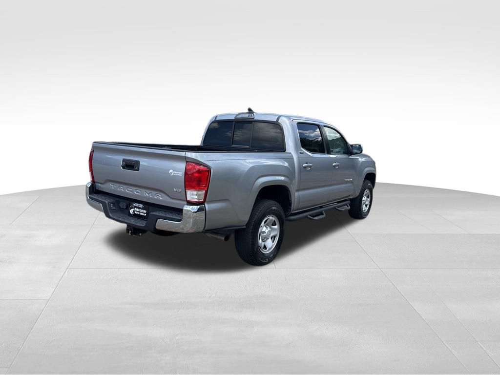 Vehicle image 5 of 36