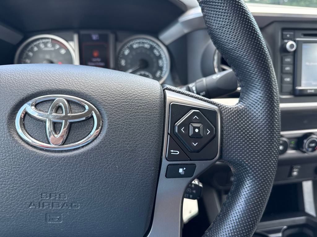 Vehicle image 17 of 36