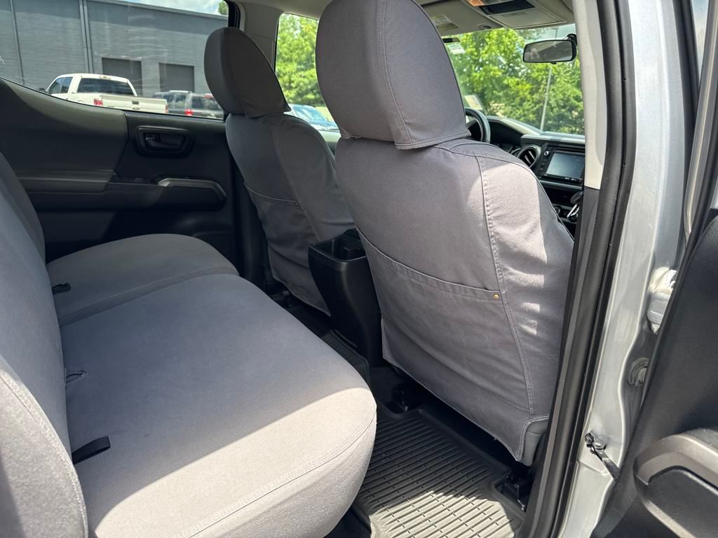 Vehicle image 9 of 36