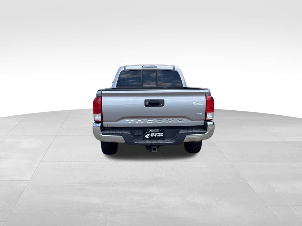 Vehicle image 6 of 36