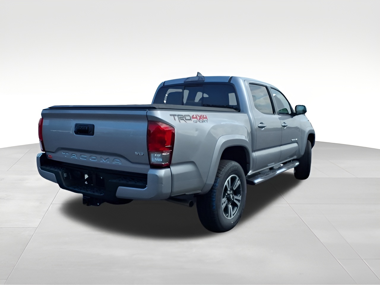 Vehicle image 27 of 30