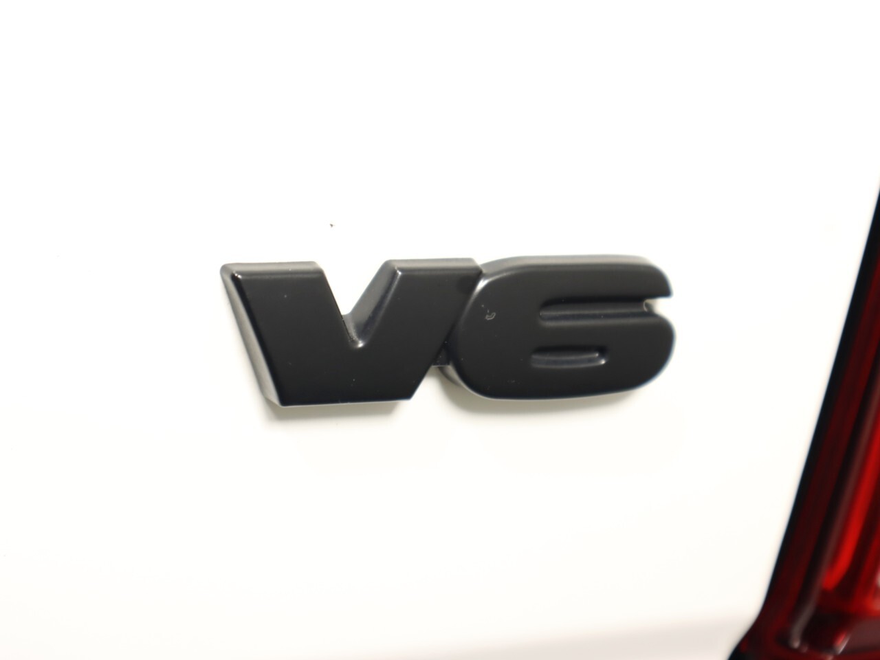 Vehicle image 35 of 43