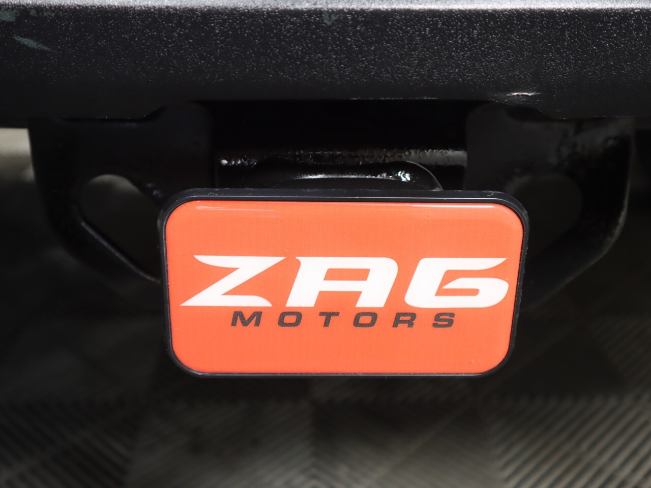 Vehicle image 32 of 43