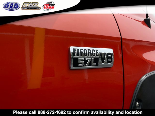 Vehicle image 10 of 23