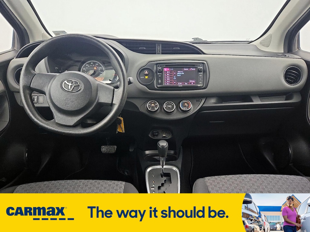 Vehicle image 11 of 27