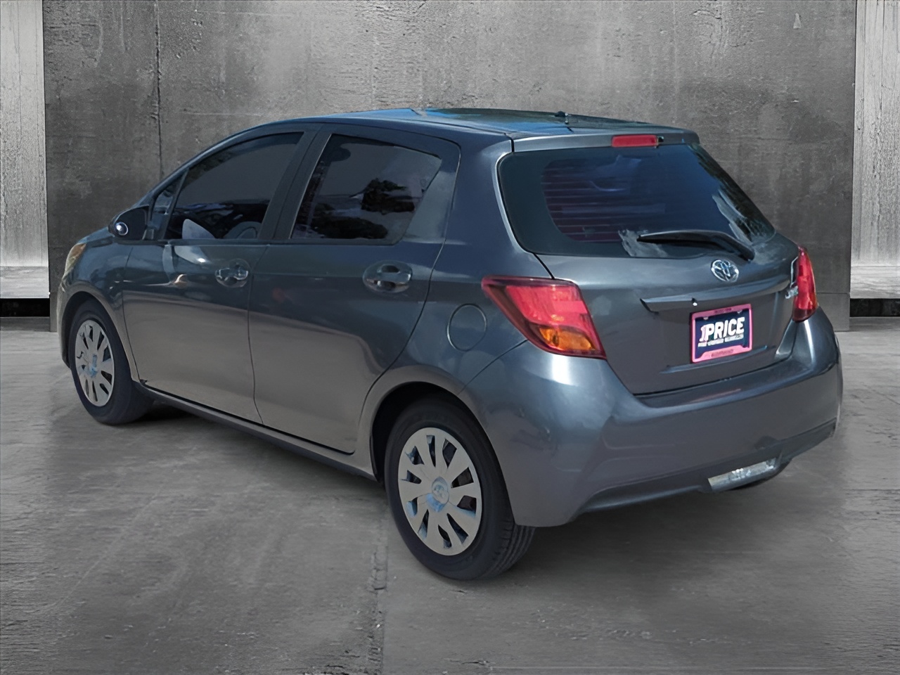 Vehicle image 31 of 32