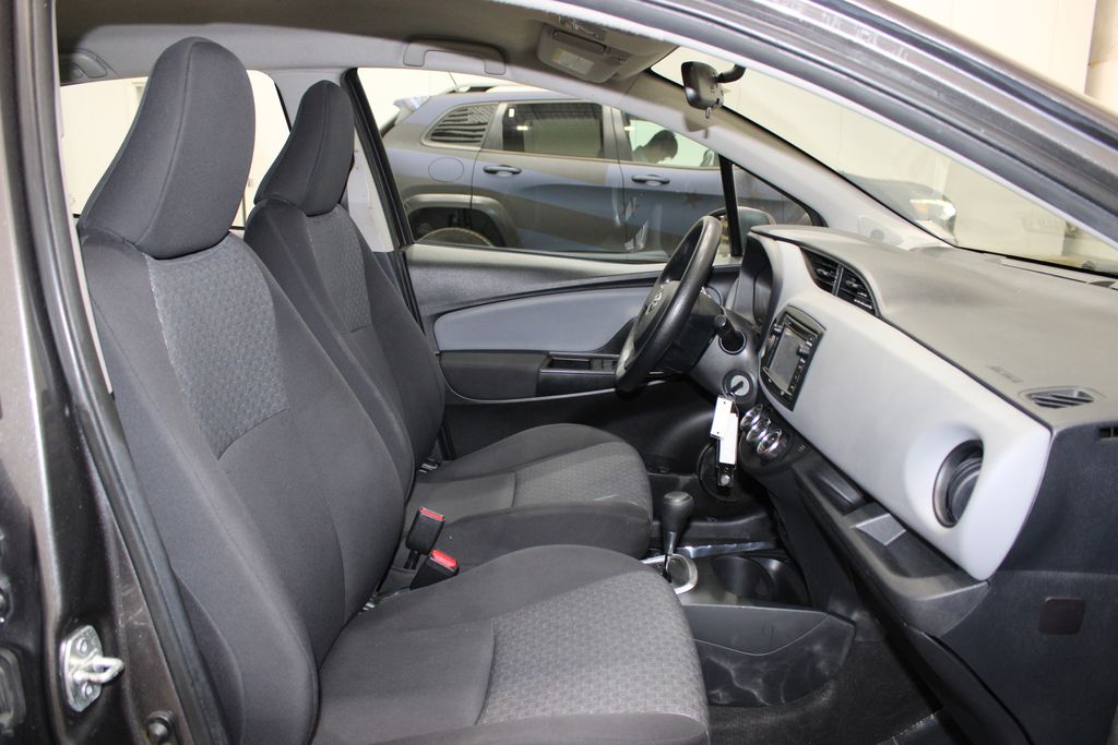 Vehicle image 10 of 36