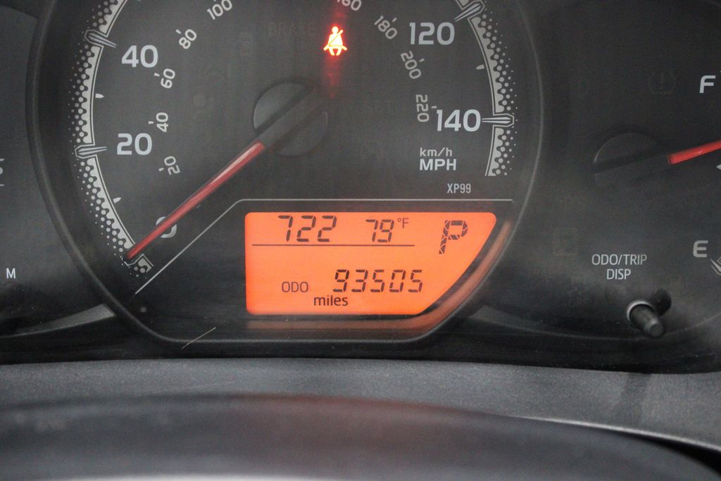 Vehicle image 15 of 36