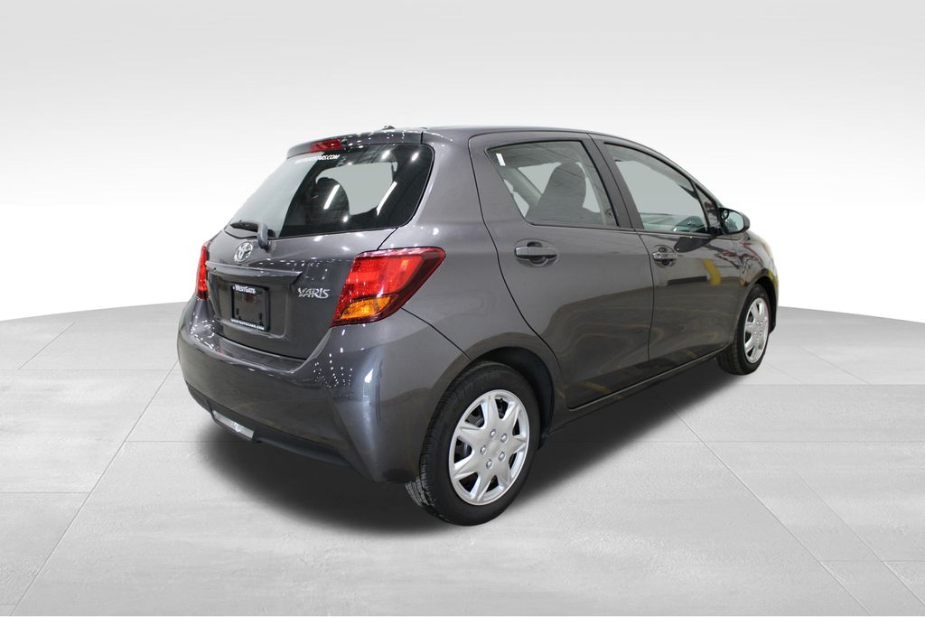 Vehicle image 4 of 36