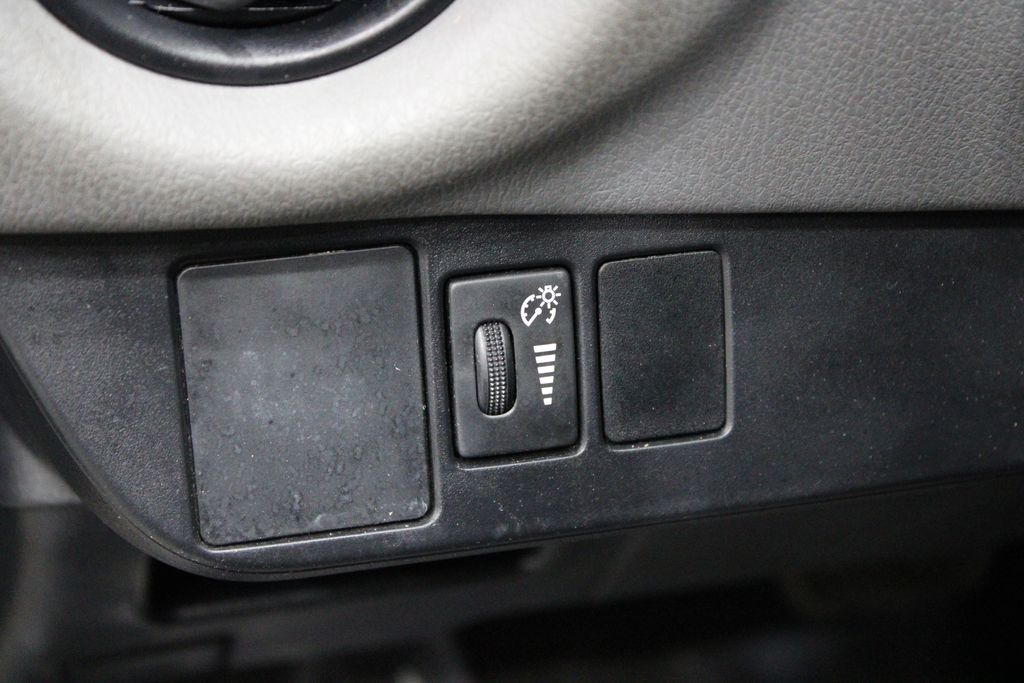 Vehicle image 23 of 36