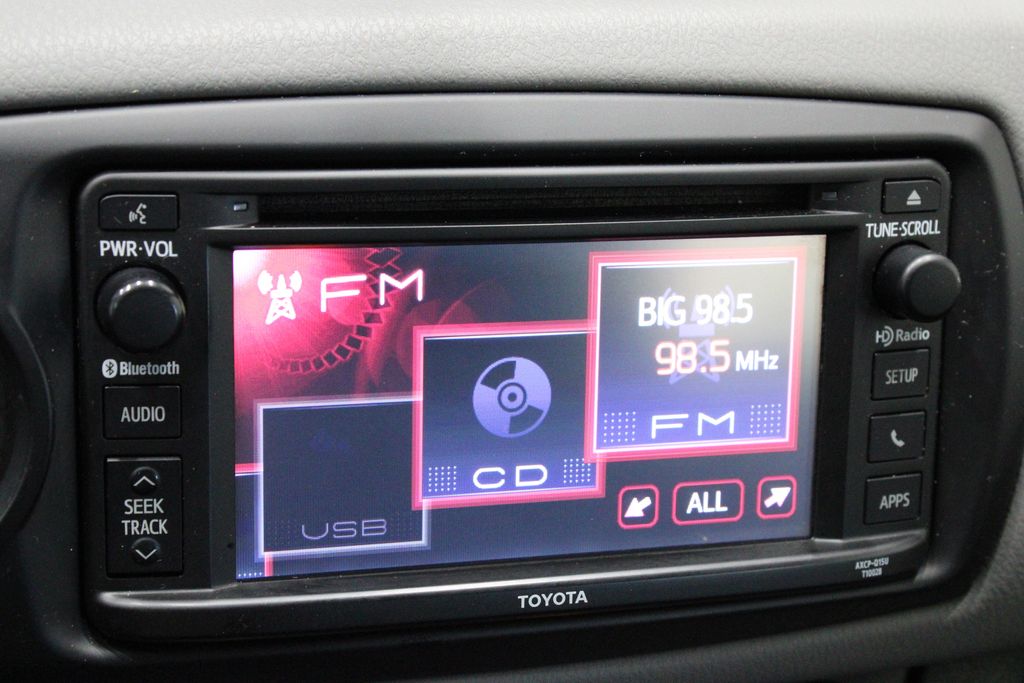 Vehicle image 16 of 36