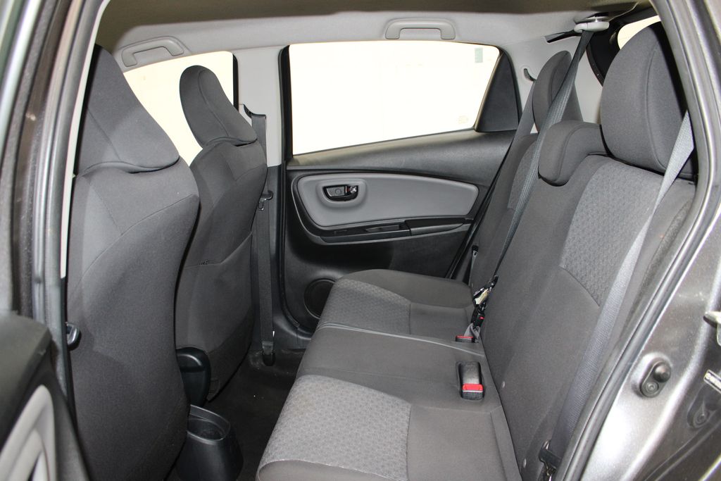 Vehicle image 9 of 36