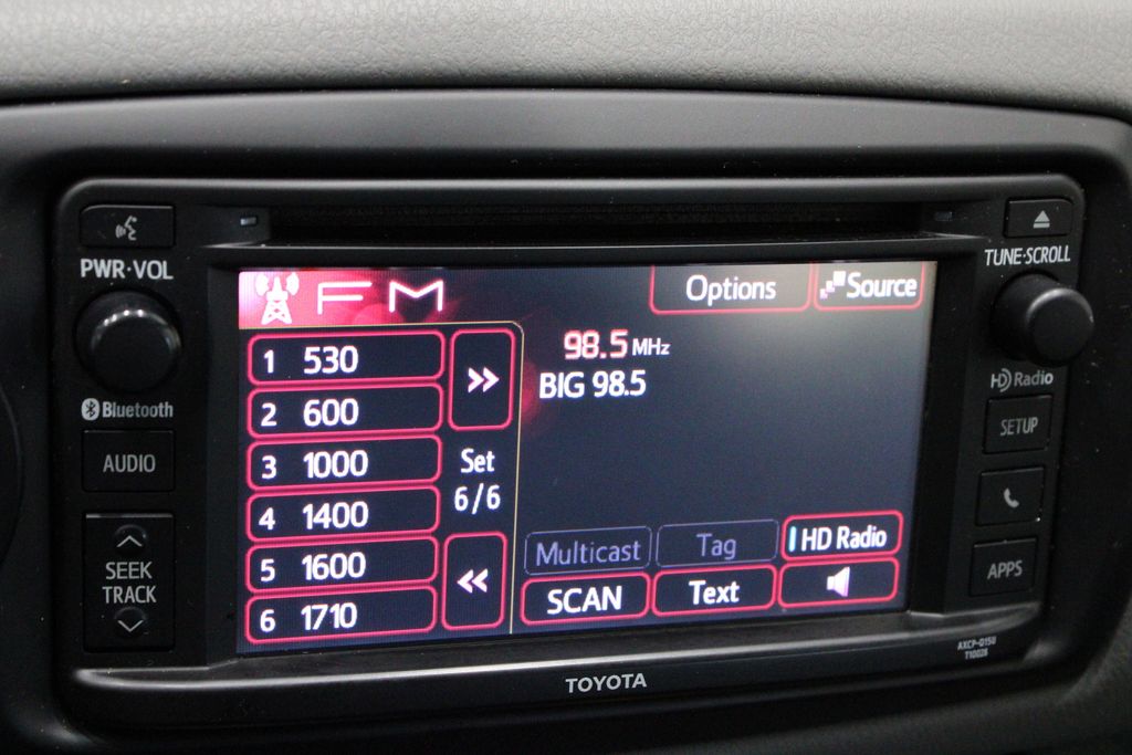 Vehicle image 19 of 36