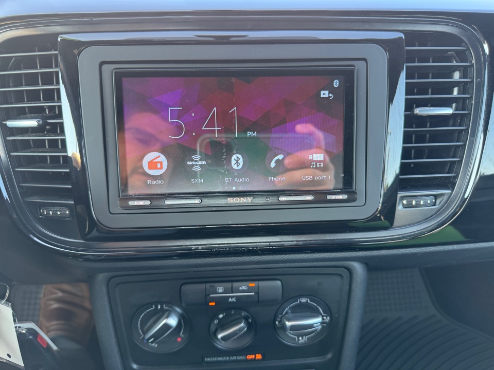 Vehicle image 26 of 36
