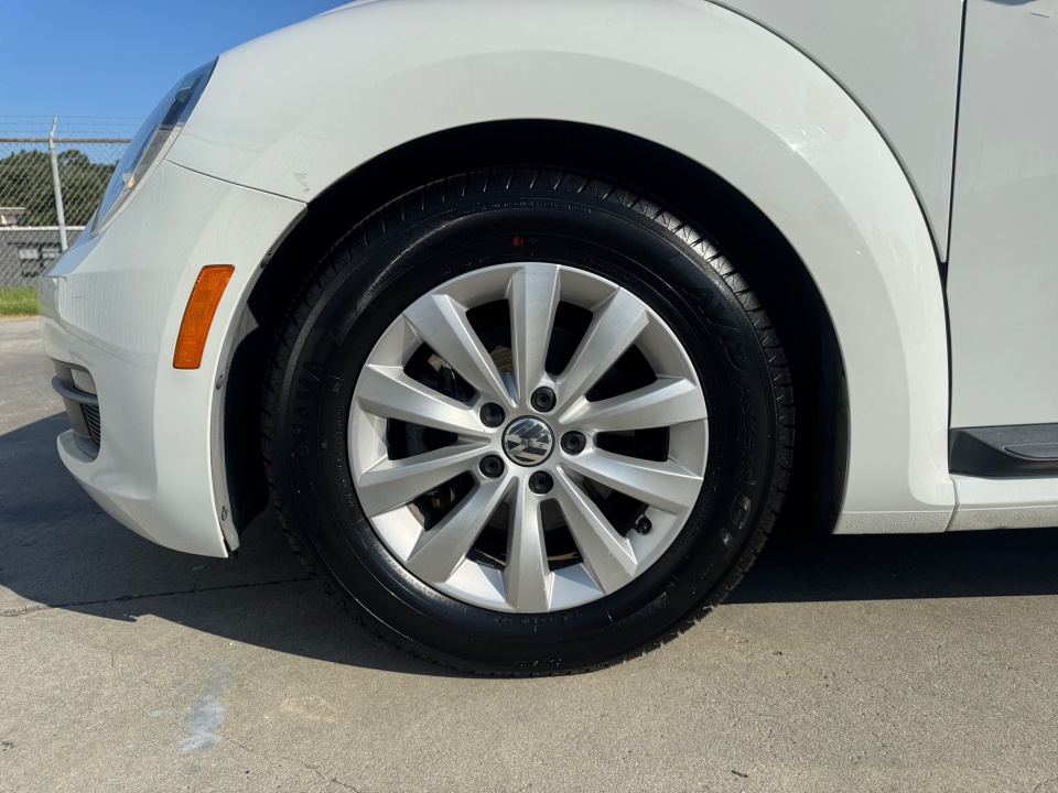 Vehicle image 14 of 36