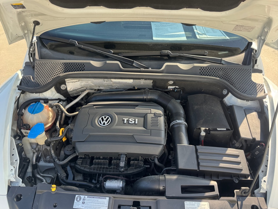 Vehicle image 10 of 36