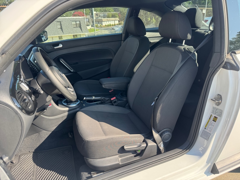 Vehicle image 20 of 36