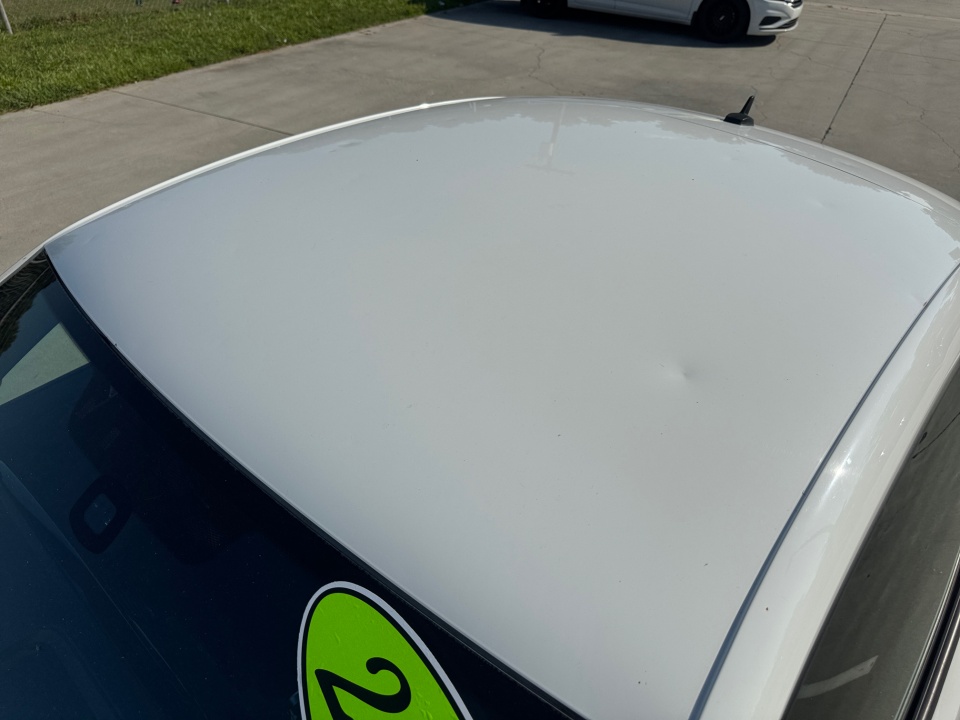 Vehicle image 34 of 36