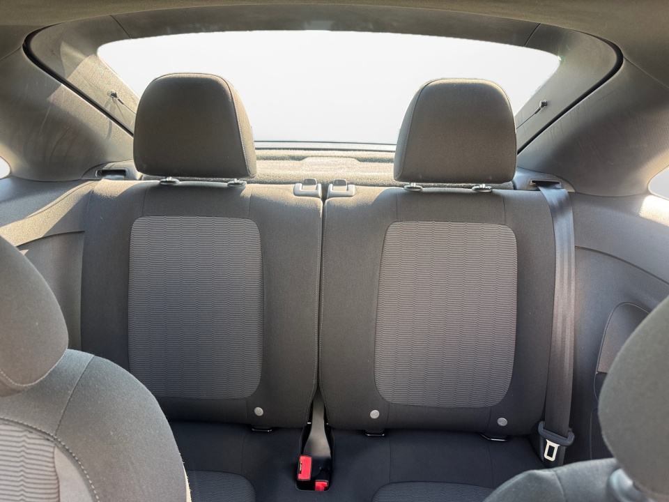 Vehicle image 18 of 36