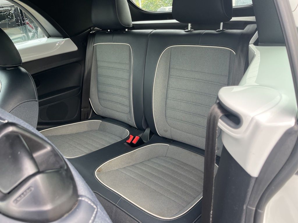 Vehicle image 12 of 23