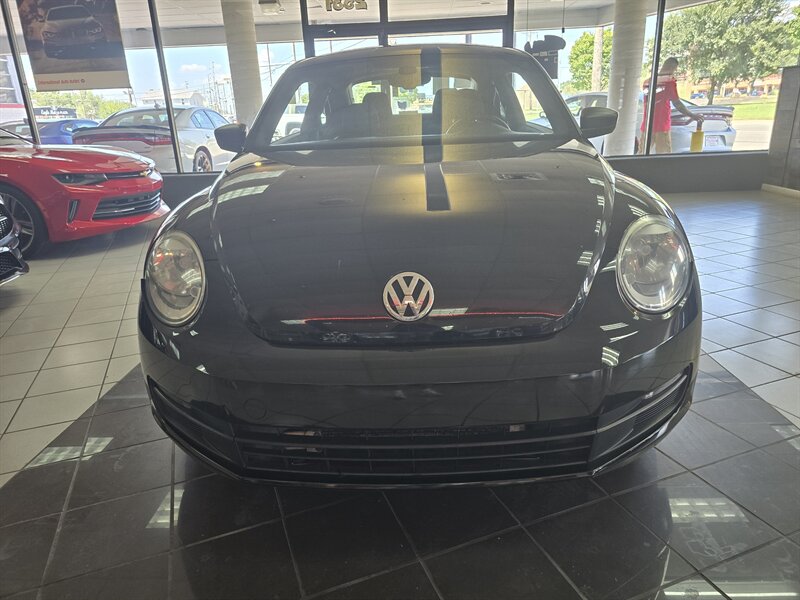 2016 Volkswagen Beetle 1.8T S Image 6 of 25