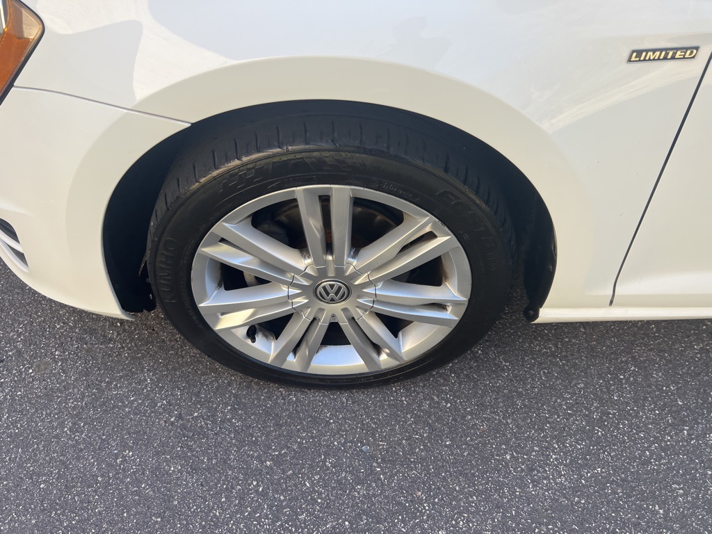 Vehicle image 22 of 22