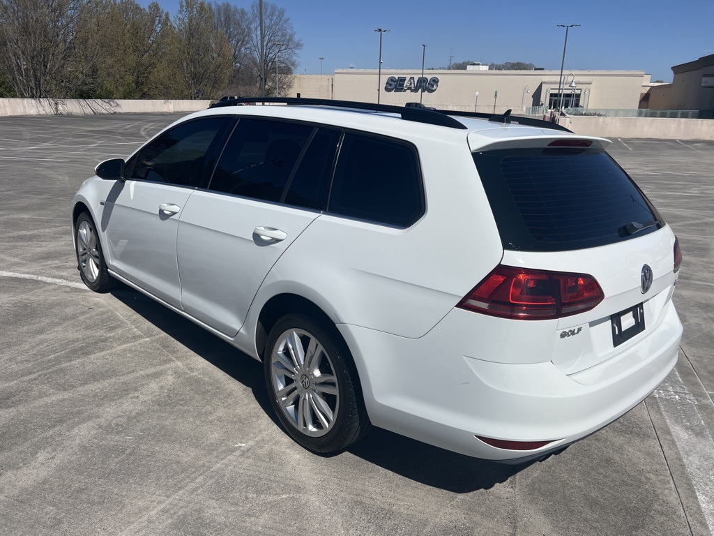 Vehicle image 8 of 22