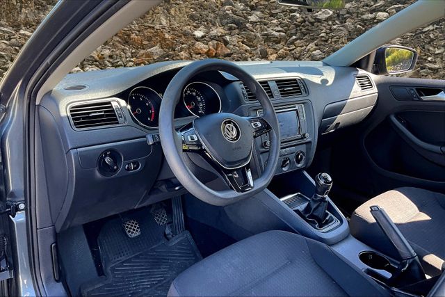 2016 Volkswagen Jetta 1.4T S Image 11 of 32