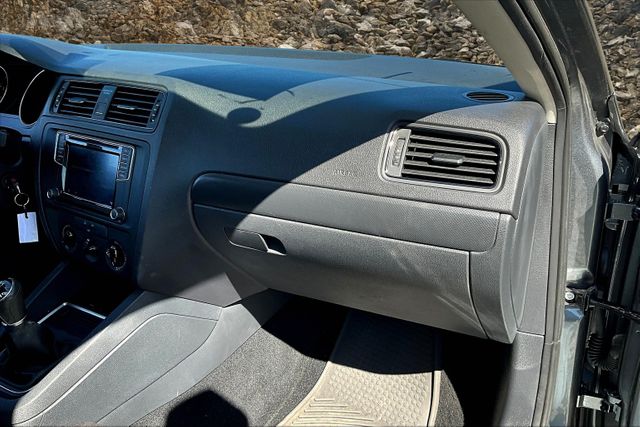2016 Volkswagen Jetta 1.4T S Image 31 of 32
