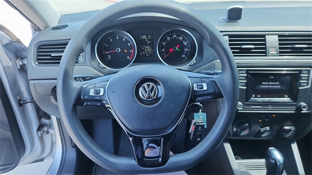 Vehicle image 29 of 31