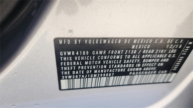 Vehicle image 23 of 31
