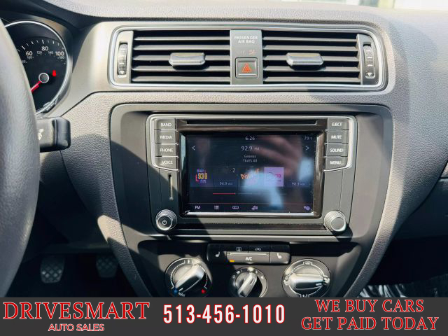 Vehicle image 23 of 38