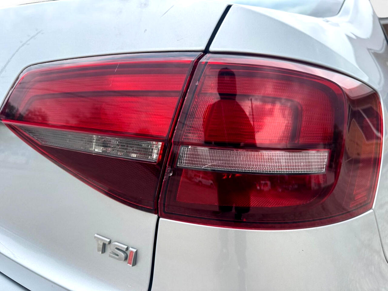 Vehicle image 13 of 27