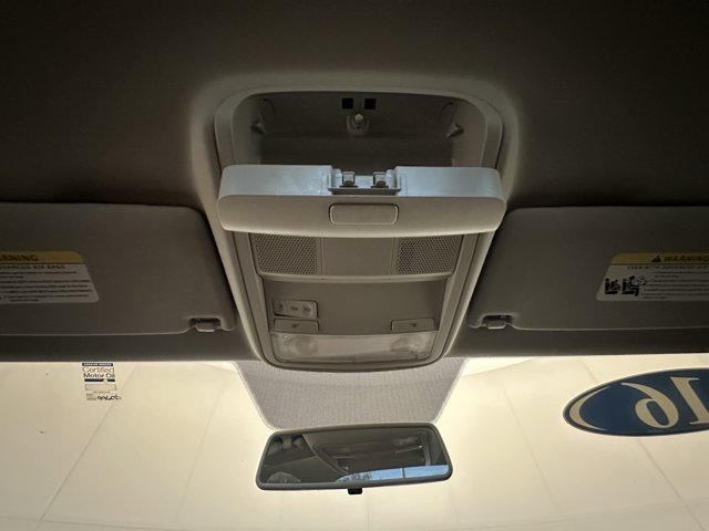 Vehicle image 29 of 30