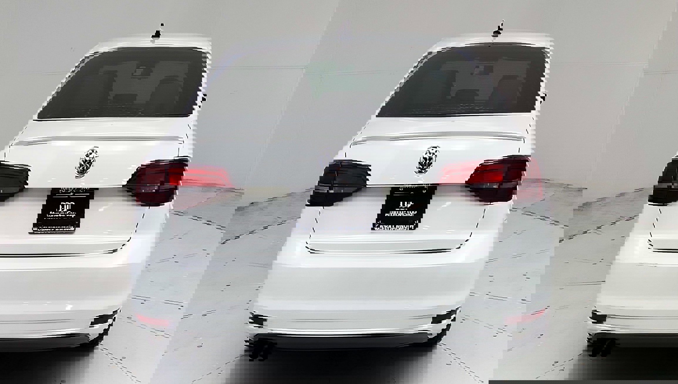 Vehicle image 13 of 38