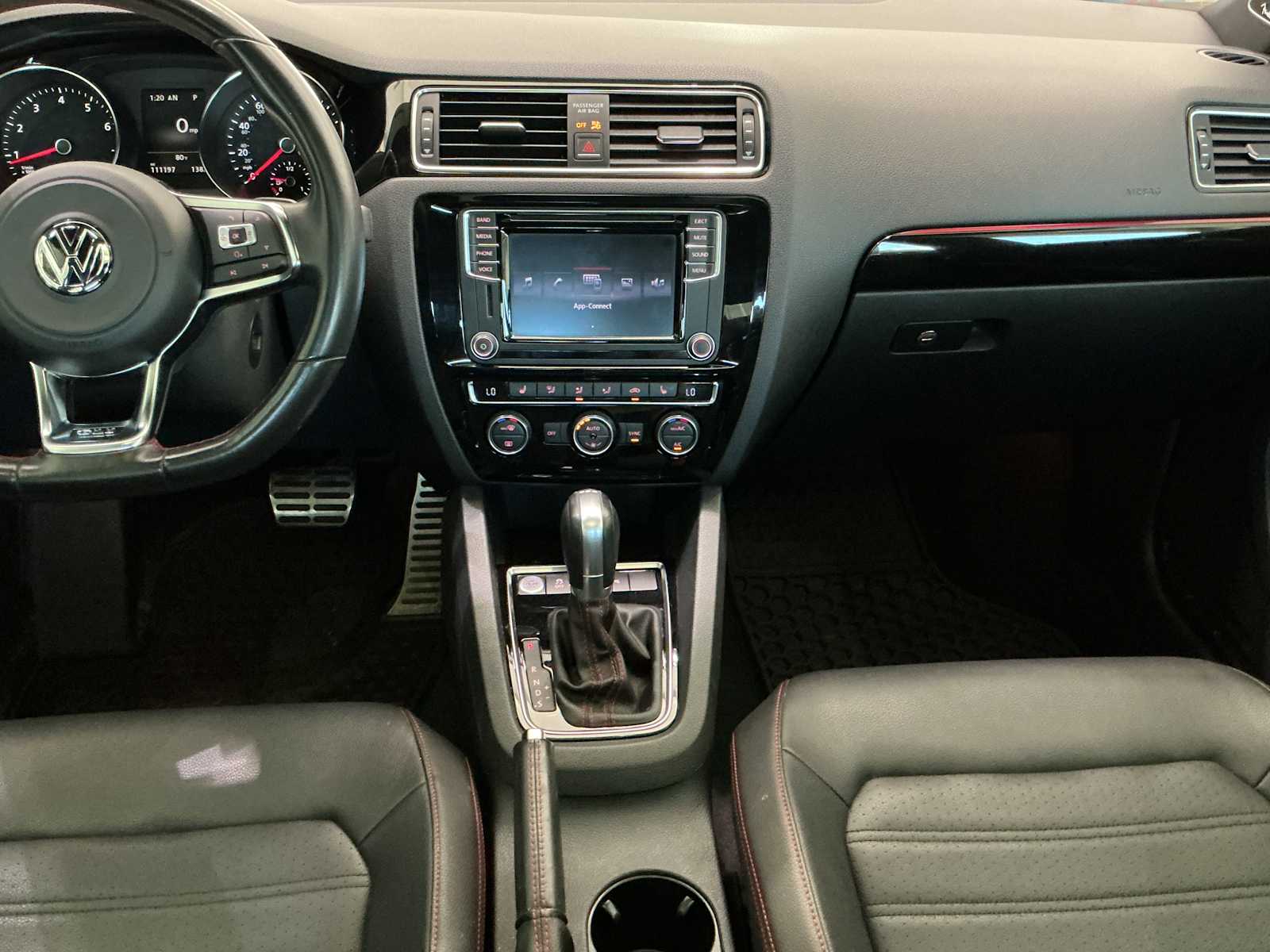 2016 Volkswagen Jetta 2.0T GLI SE Image 28 of 28