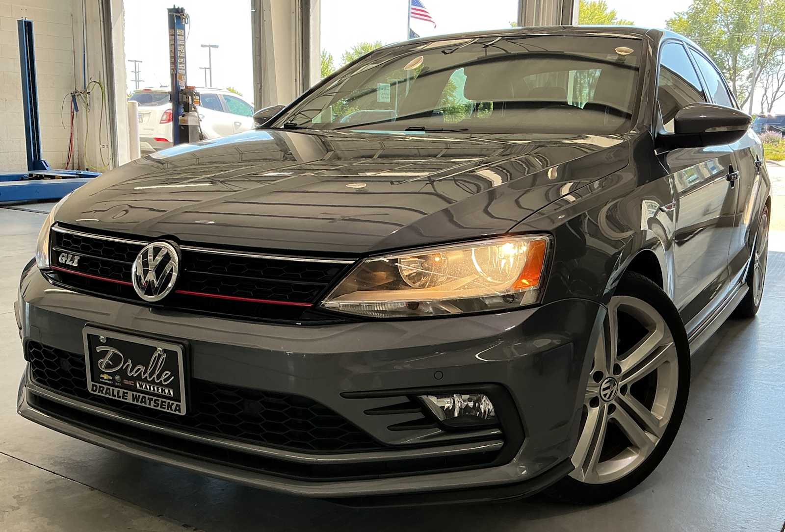 2016 Volkswagen Jetta 2.0T GLI SE Image 1 of 28