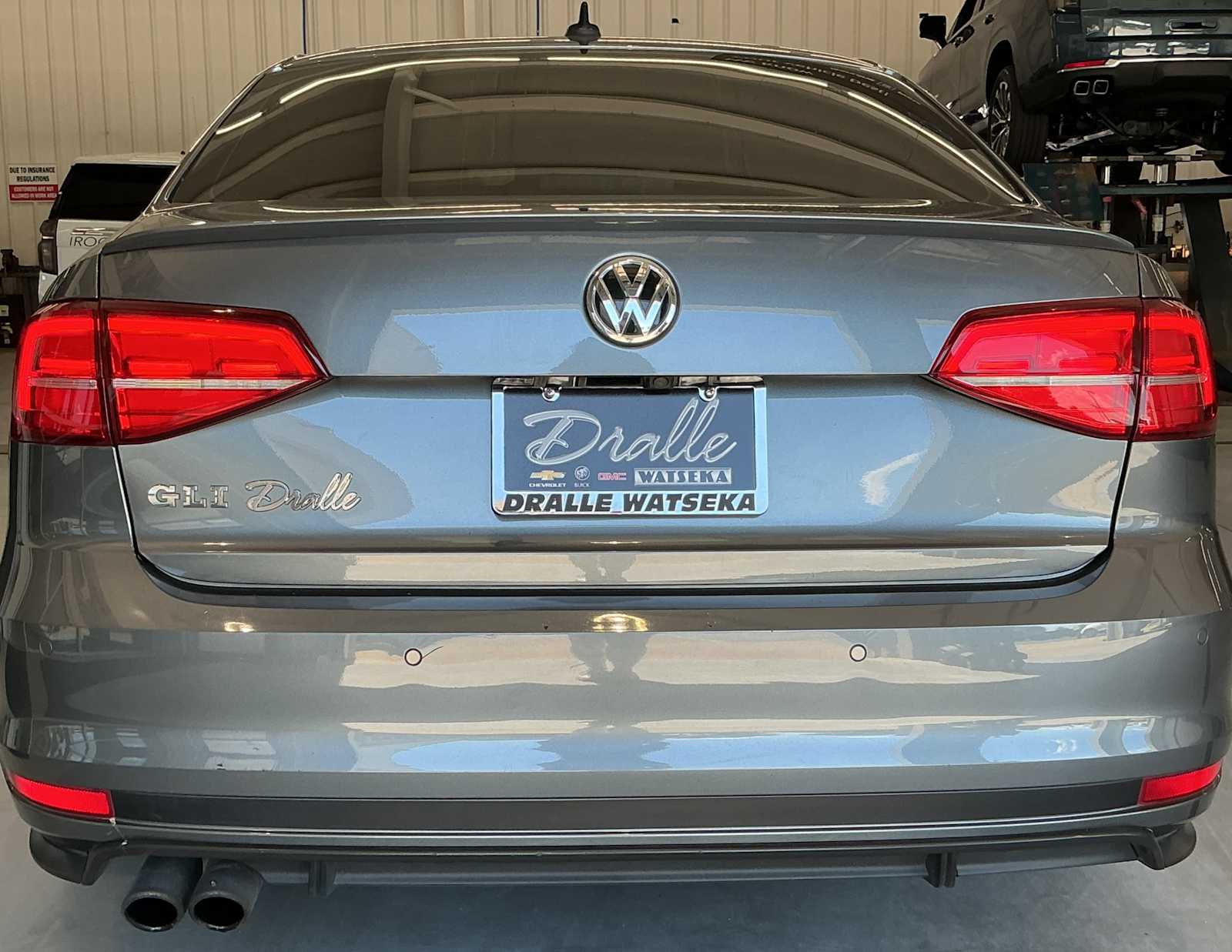 2016 Volkswagen Jetta 2.0T GLI SE Image 4 of 28