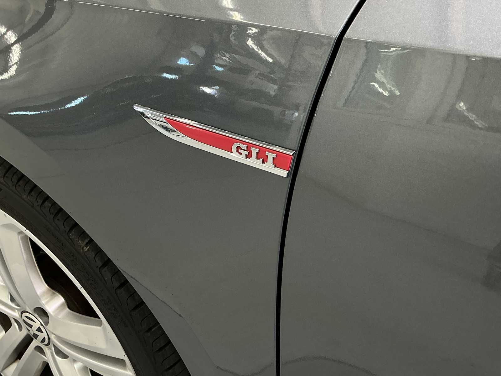 2016 Volkswagen Jetta 2.0T GLI SE Image 7 of 28